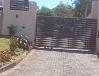 Front View of property in La Lucia