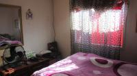 Main Bedroom - 11 square meters of property in Lenasia South