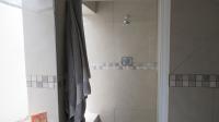Main Bathroom - 14 square meters of property in Little Falls