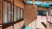 Patio - 11 square meters of property in Sasolburg