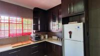 Kitchen - 11 square meters of property in Selcourt