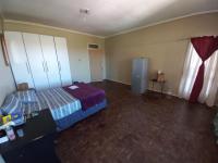 Main Bedroom of property in Bloemfontein