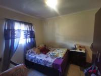 Bed Room 1 of property in Kellys View