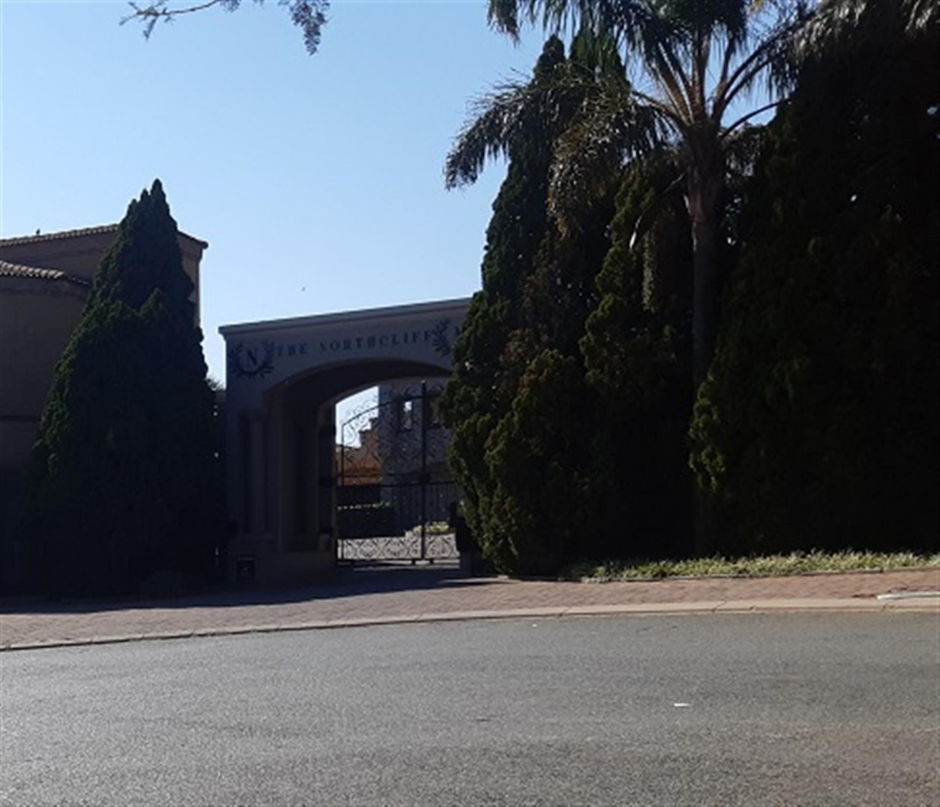 Front View of property in Northcliff