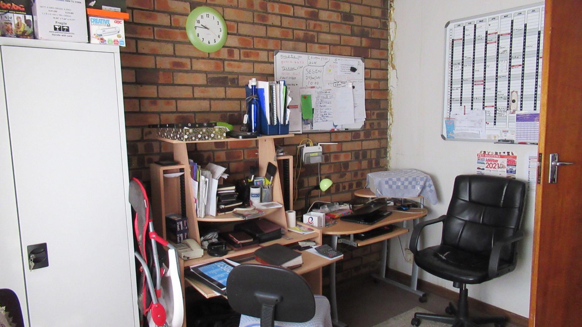 Study - 15 square meters of property in Atlasville