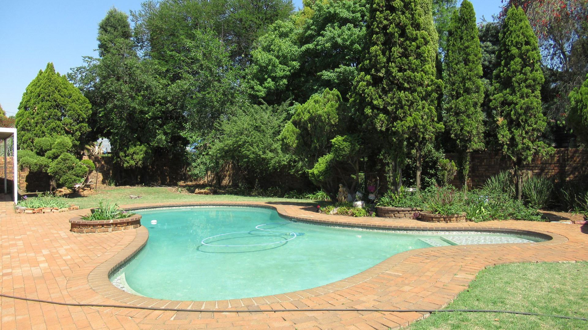 Backyard of property in Atlasville