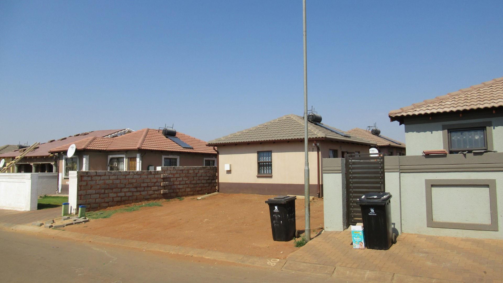 Front View of property in Windmill Park