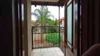 Main Bedroom - 32 square meters of property in Ninapark