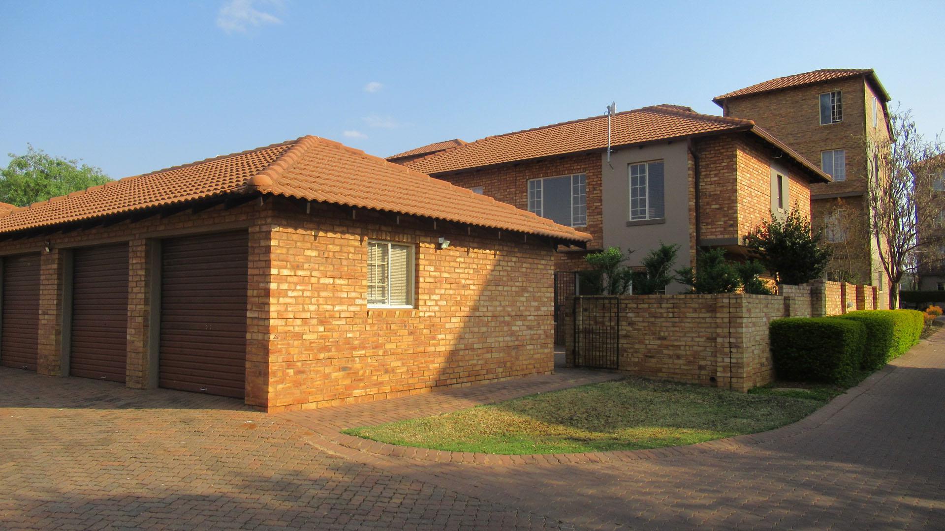 Front View of property in Tijger Vallei