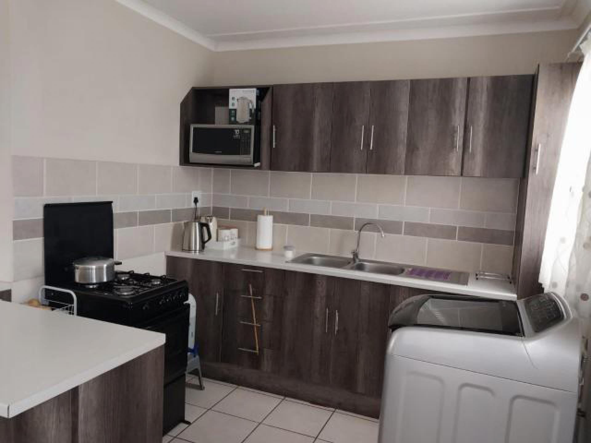 Kitchen of property in Kellys View