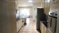 Kitchen - 20 square meters of property in Mondeor