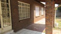 Patio - 49 square meters of property in Dawn Park