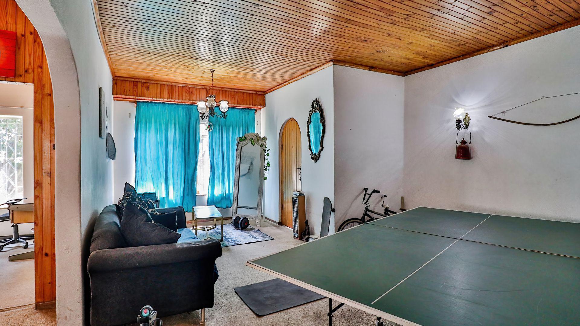 Lounges of property in Benoni