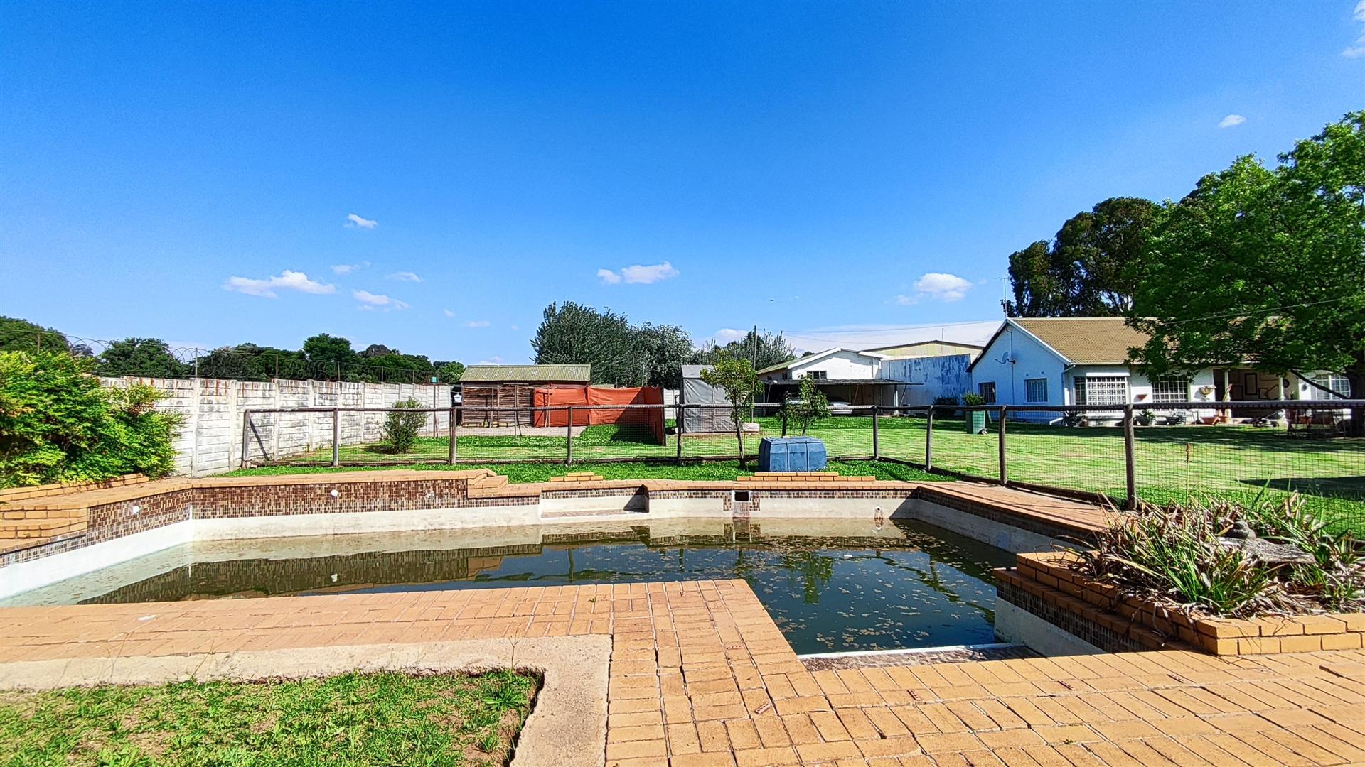 Backyard of property in Benoni