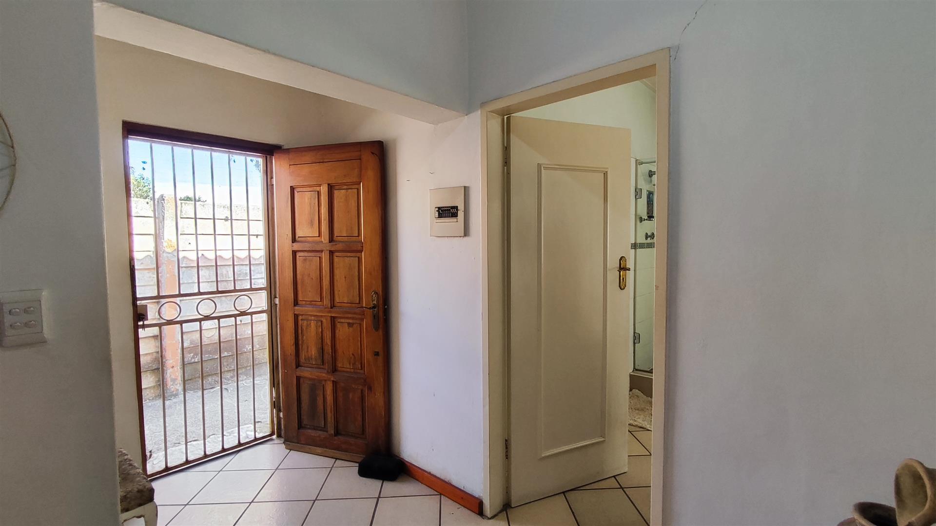 Spaces - 483 square meters of property in Benoni