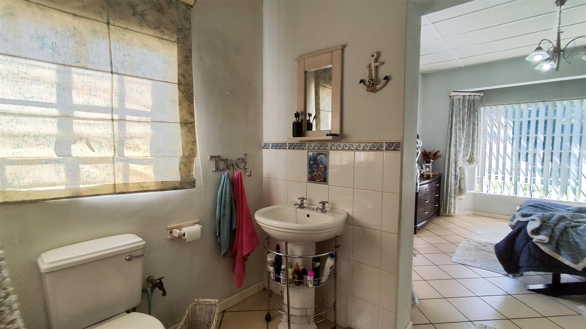 Main Bathroom - 36 square meters of property in Benoni