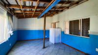 Lounges - 135 square meters of property in Benoni