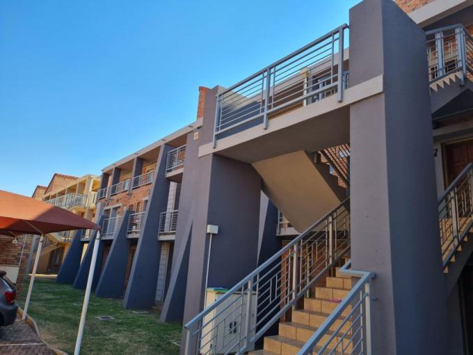 3 Bedroom Apartment for Sale For Sale in The Orchards - MR463104