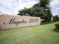 Front View of property in Magalies Golf Estate