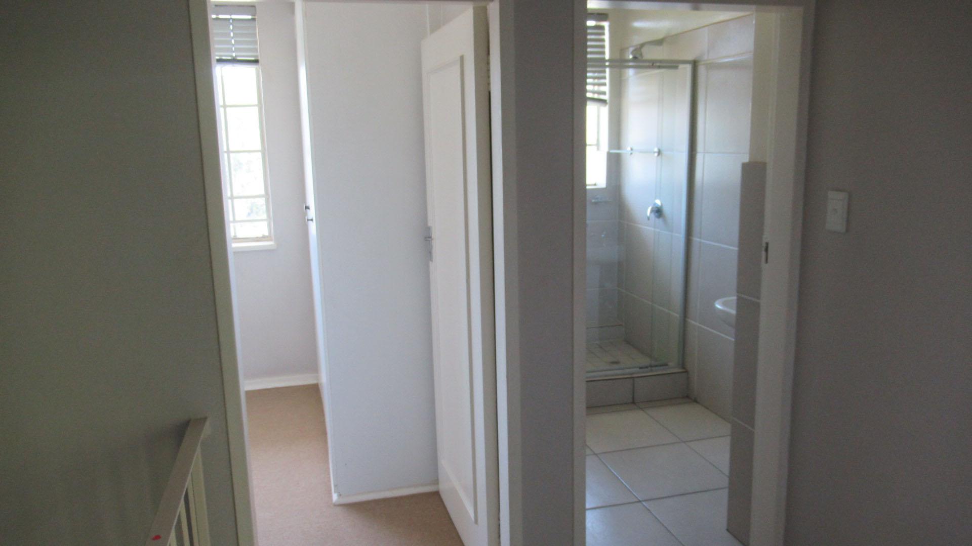 Spaces - 16 square meters of property in Sandown