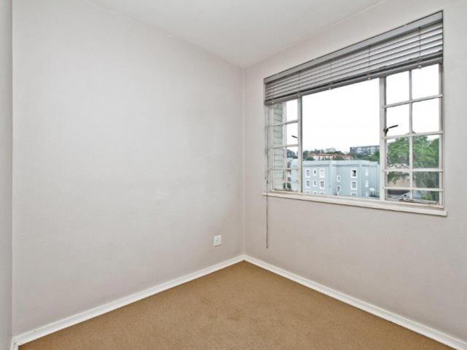 Bed Room 1 - 9 square meters of property in Sandown