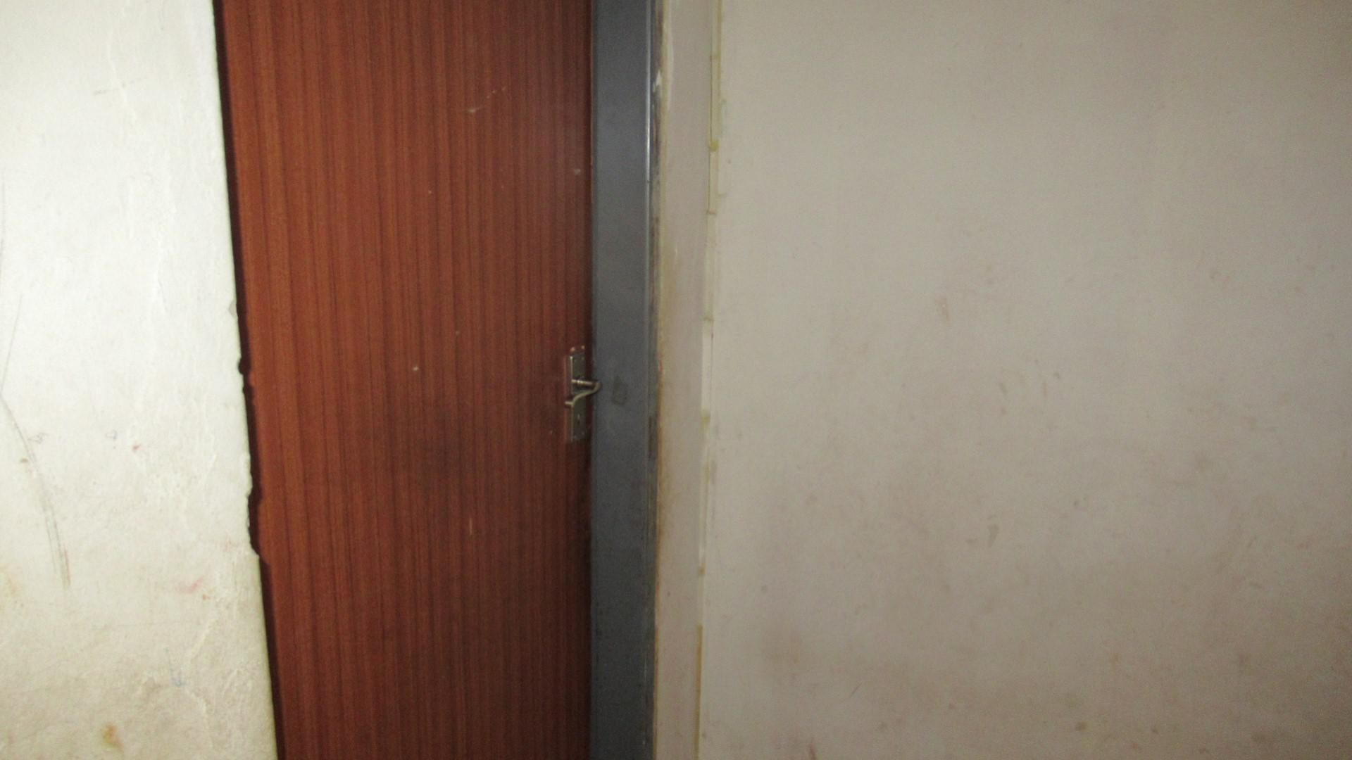 Spaces - 9 square meters of property in Meadowlands