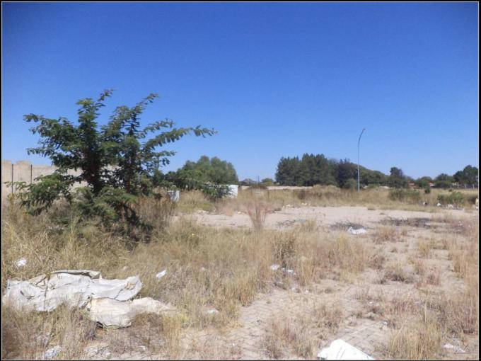 Land for Sale For Sale in Penina Park - MR463452