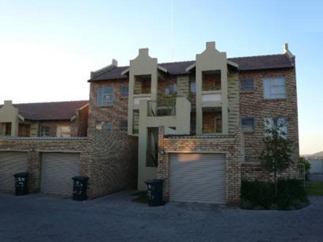 2 Bedroom Simplex to Rent in Raslouw - Property to rent - MR46363