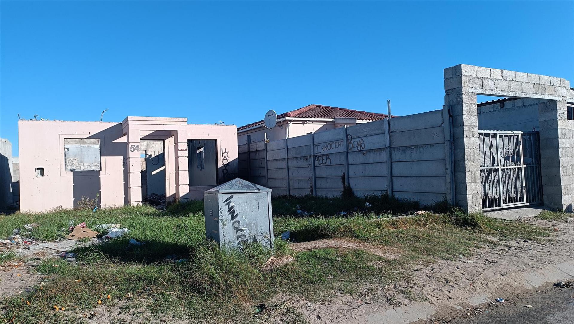 Front View of property in Kuils River