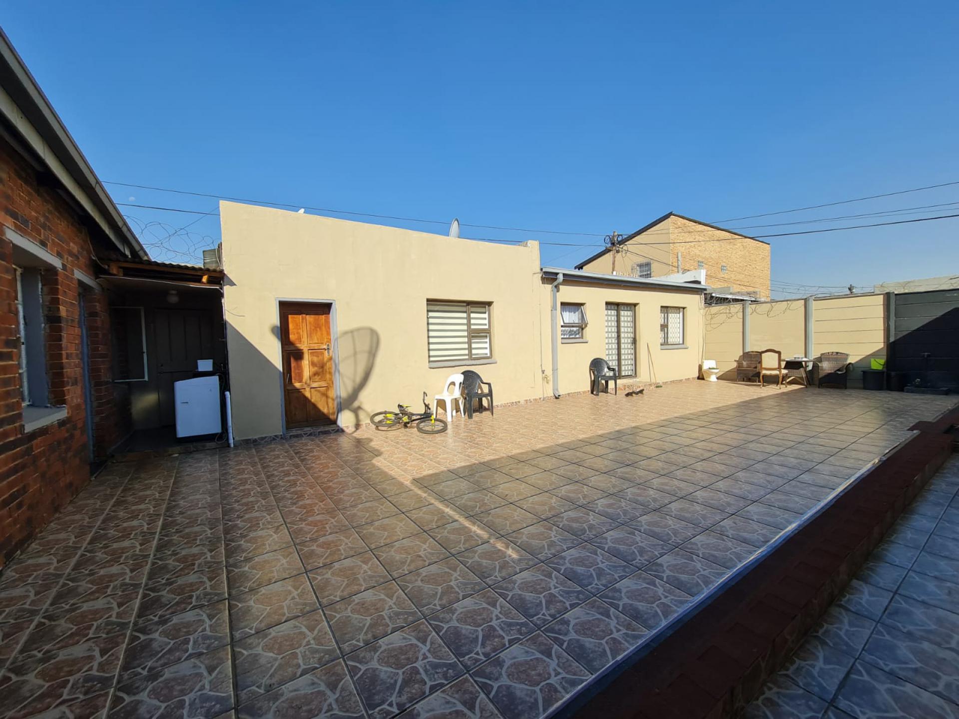 3 Bedroom House for Sale For Sale in Crosby MR463903 MyR