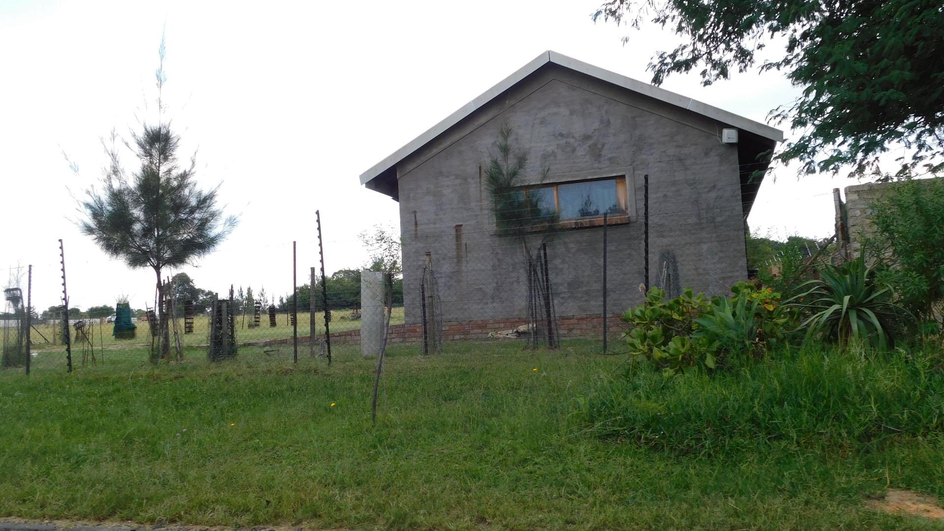 Front View of property in Mnandi AH