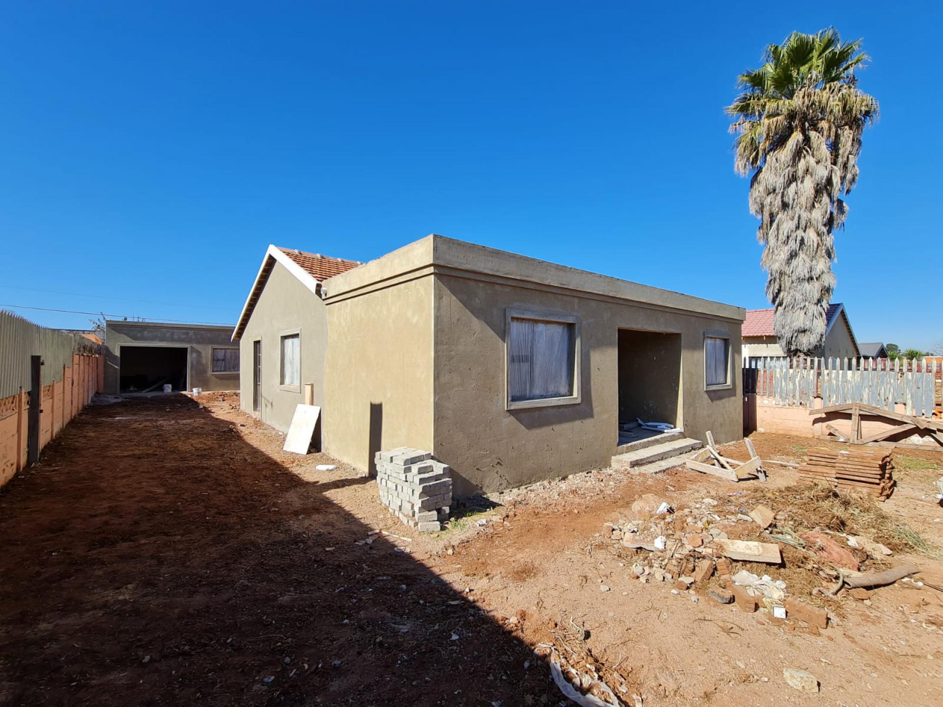 3 Bedroom House for Sale For Sale in Sophiatown MR464007