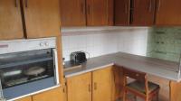 Kitchen - 26 square meters of property in Daggafontein