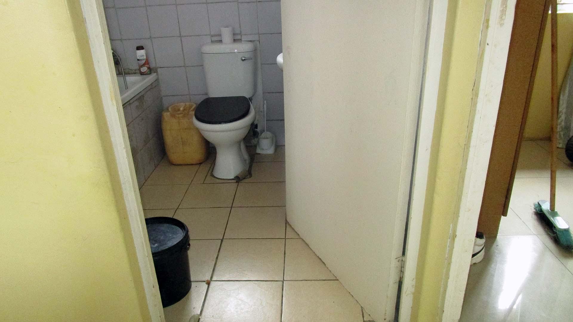 Spaces - 1 square meters of property in Brookdale