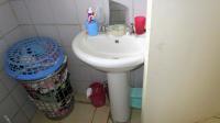 Main Bathroom - 5 square meters of property in Brookdale