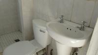 Bathroom 3+ of property in Dalpark