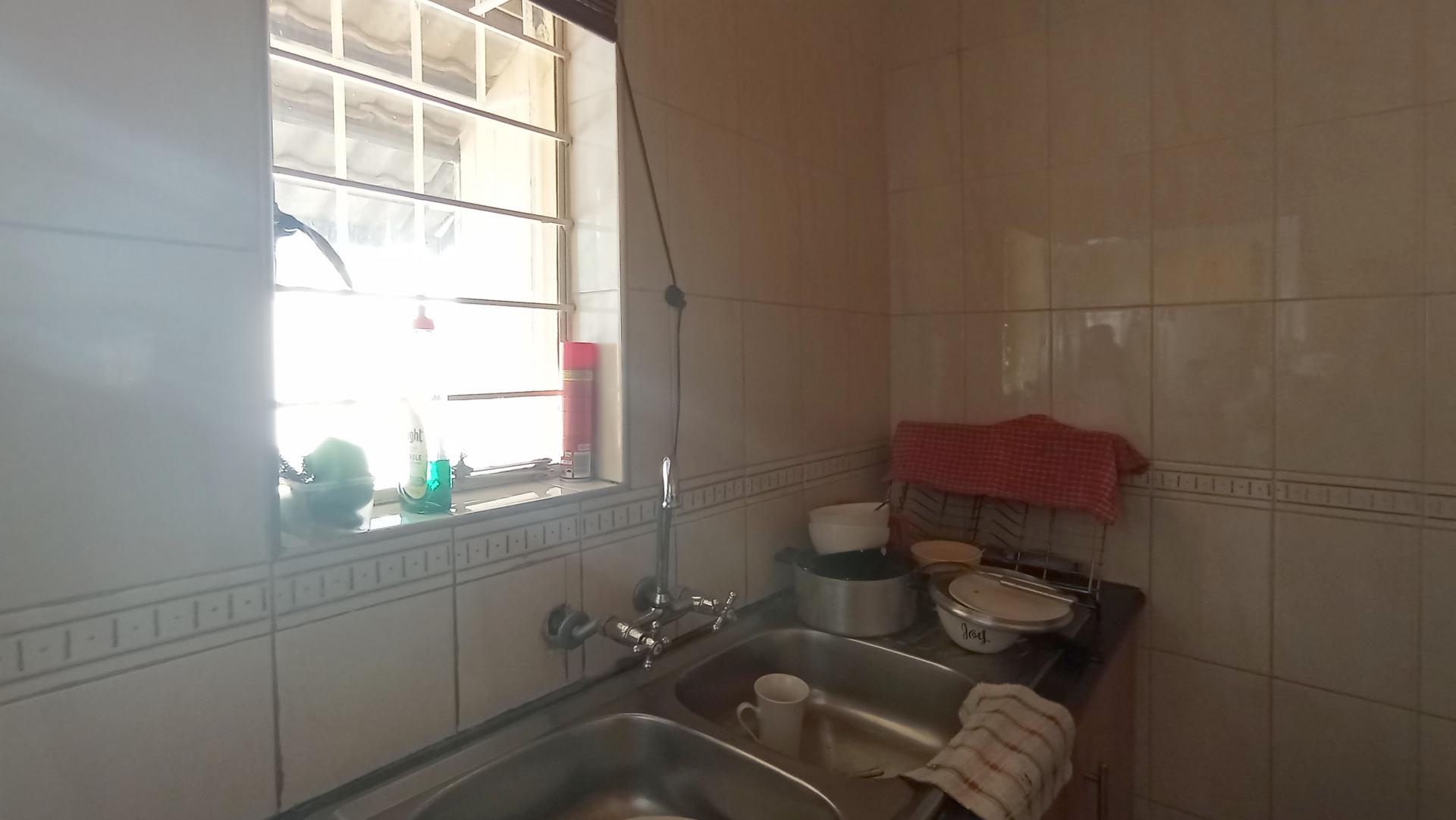 Scullery - 4 square meters of property in Constantia Kloof