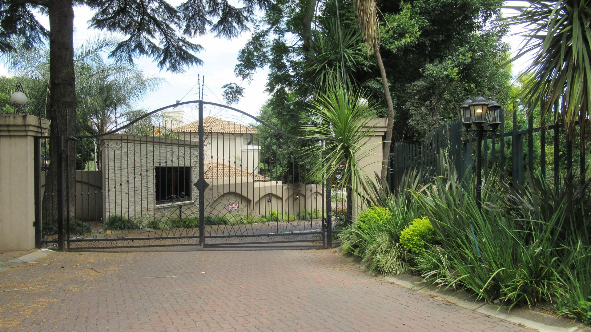 Front View of property in Atholl