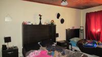 Main Bedroom - 34 square meters of property in Witfield