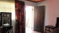 Lounges - 63 square meters of property in Witfield