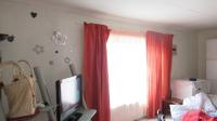 Lounges - 63 square meters of property in Witfield