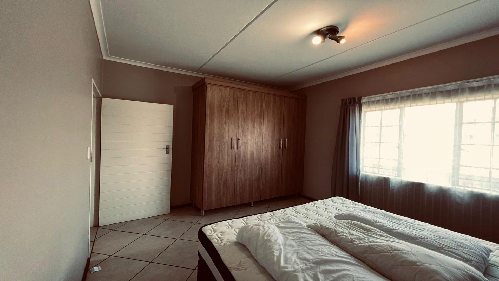 Bed Room 1 of property in Sagewood