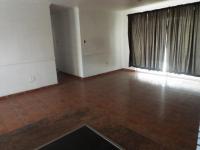 Lounges - 15 square meters of property in Del Judor