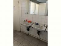  of property in Roodepoort North