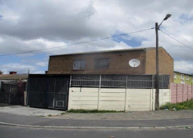 FNB SIE Sale In Execution 2 Bedroom House for Sale in Cape Town Centre - MR466221