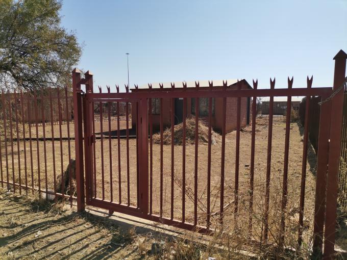 2 Bedroom House for Sale For Sale in Mangaung - MR466242