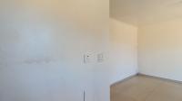 Kitchen - 5 square meters of property in Fleurhof