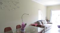Dining Room - 11 square meters of property in Erand Gardens