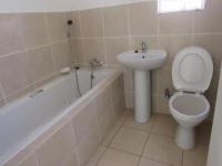 Bathroom 1 - 4 square meters of property in Middelburg - MP