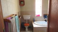 Bathroom 1 - 20 square meters of property in Northmead